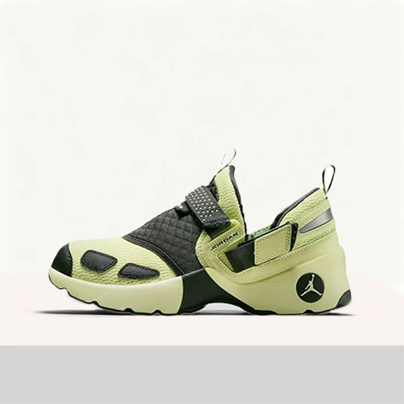 Nike Air Jordan Trunner LX Wom - Women'S Shoes Nike Jordan review and price